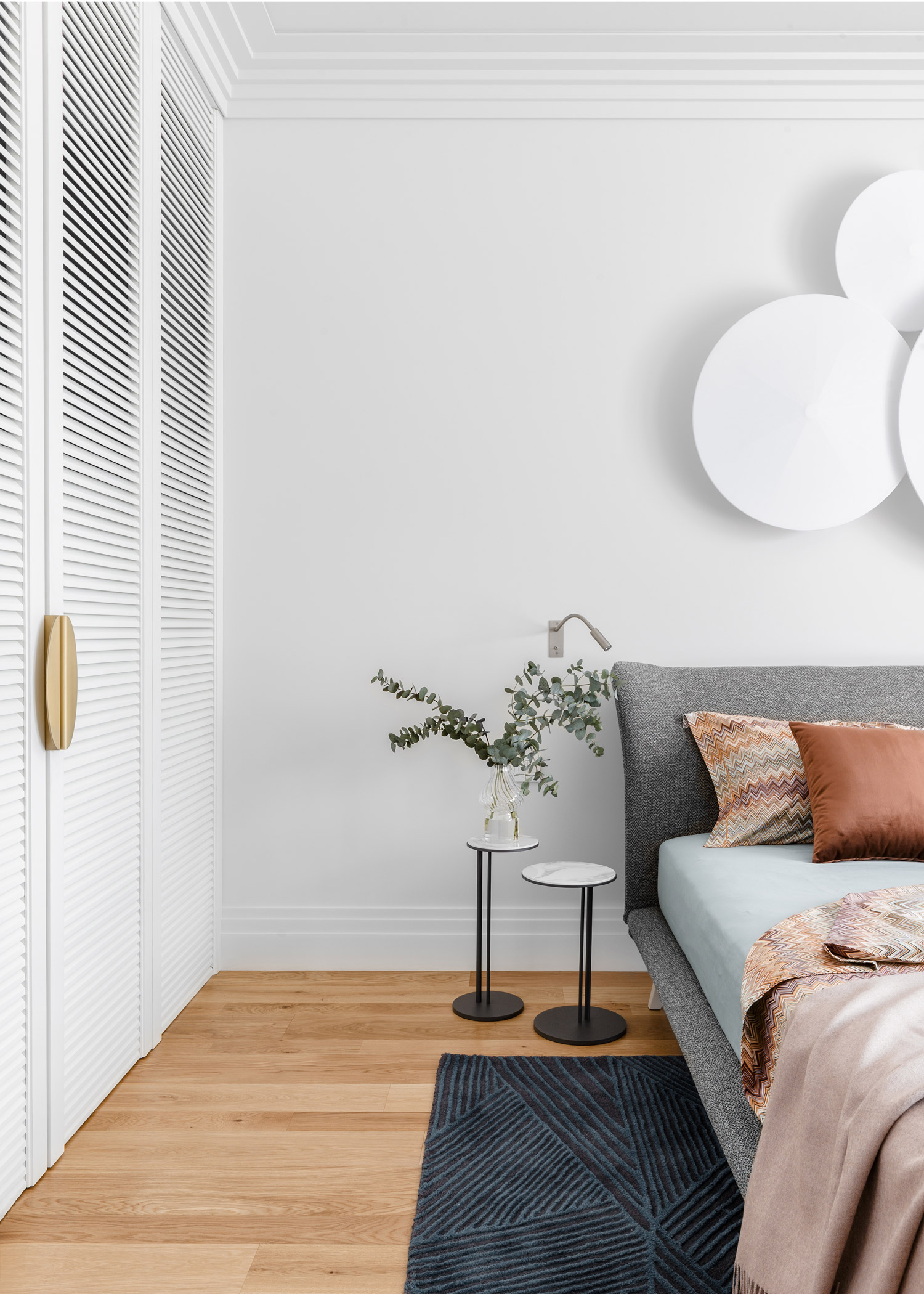 Caramel Blue Residence Bedroom | Atelier Prototipi